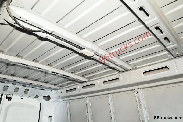 Dongfeng Ruilida V6E 2025 2 places fourgon électrique pur CATL 41.86kWh Caisse (2) | 86Trucks