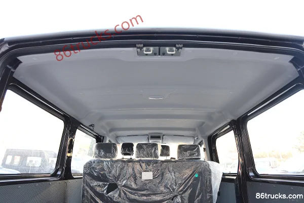 Dongfeng Yufeng V9+ 2023 136hp 2.0T Diesel 6-Seat Manual Front-Wheel Drive Short Wheelbase Low Roof Light Bus Cargo Box (3) | 86Trucks