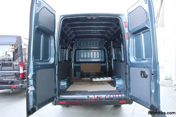Dongfeng Yufeng V9+ 2023 143hp 2.3T Diesel 3-Seat Manual Rear-Wheel Drive Long Wheelbase High Roof Cargo Truck (Dual Rear Wheels) Cargo Box