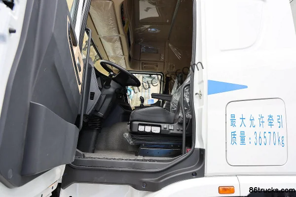 Yutong 6X4(10 wheels) Fuel Cell Tractor Truck Mengguli 120.53kWh Cab (3) | 86Trucks