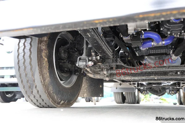 Yutong 6X4(10 wheels) Fuel Cell Tractor Truck Mengguli 120.53kWh Chassis (3) | 86Trucks