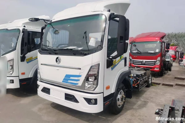 Sinotruk V3 4.15m single-row pure electric cage truck CATL 140.95kWh 4X2(6 wheels) Exterior (3) | 86Trucks