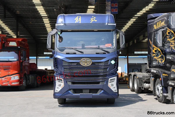 FAW Jiefang Qingdao Yingtu Business Class 580hp 6X4(10 wheels) LNG Automatic Tractor Truck (Hydraulic Retarder) Exterior (2) | 86Trucks