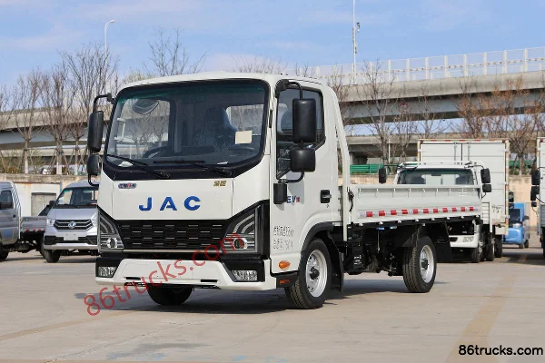 JAC Lingpao EV3 3.4T 3.7m Single Row Pure Electric Box Light Truck 41.86kWh 4X2(6 wheels) Exterior (3) | 86Trucks