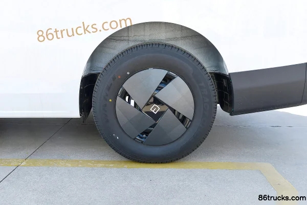 FARIZON Super VAN 2024 Yucheng Edition Pure Electric Mid-Wheelbase High-Roof Light Bus CATL 83kWh Chassis (3) | 86Trucks