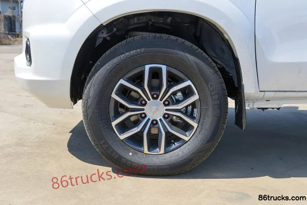 JMC Yuhu 7 2019 Zunxiang Edition 2.0T Diesel 142 hp Manual 4WD Long Wheelbase Double Cab Pickup Body (2) | 86Trucks