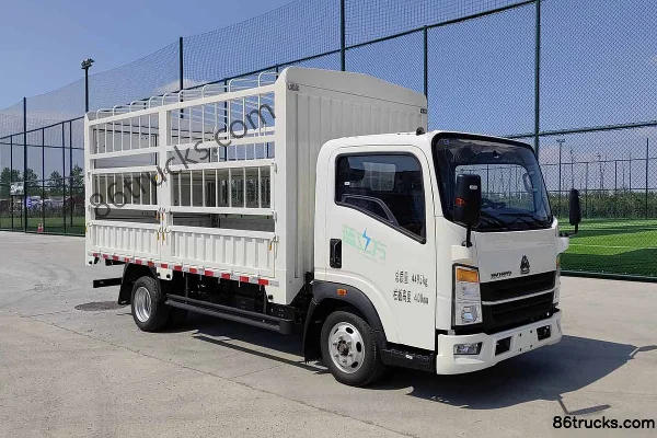 Sinotruk HOWO Hanjiang M 4.15m Single Row Pure Electric Stake Light Truck CATL 63.75kWh 4X2(6 wheels) Exterior
