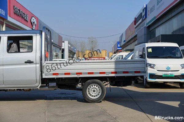Changan Kuayue King X1 1.2L Gasoline 91hp 4X2(6 wheels) 5-Speed Manual 2.55m Double Cab Flatbed Mini Truck Body (2) | 86Trucks