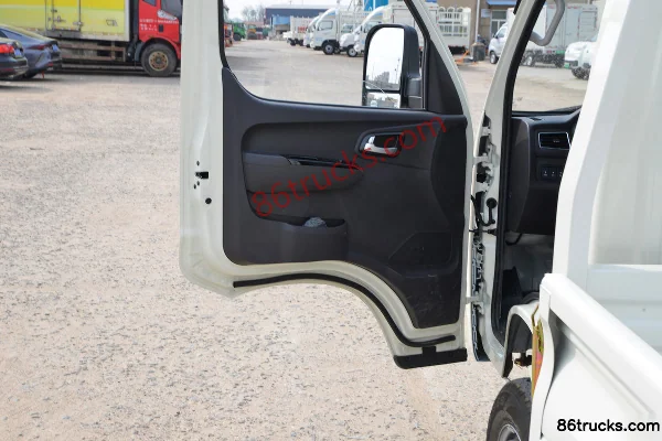Foton M2 4.12m Single Row Pure Electric Stake Mini Truck CATL 55.7kWh 4X2(6 wheels) Cab (2) | 86Trucks