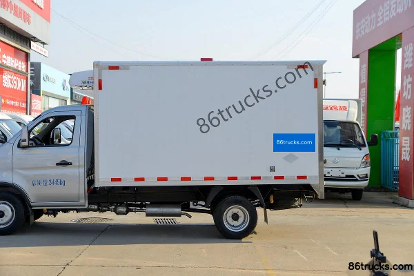 Changan Kuayue Wang X3 PLUS 122 hp 4X2(6 wheels) 3.21m Refrigerated Truck Body (3) | 86Trucks
