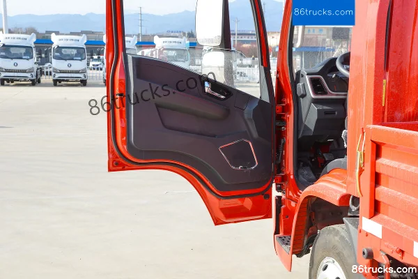 SHACMAN Commercial Vehicle Delong G300 2.5L Diesel 165 hp 4X2(6 wheels) Fast Gear 8-Speed 4.18m Single Row Flatbed Light Truck Cab (2) | 86T