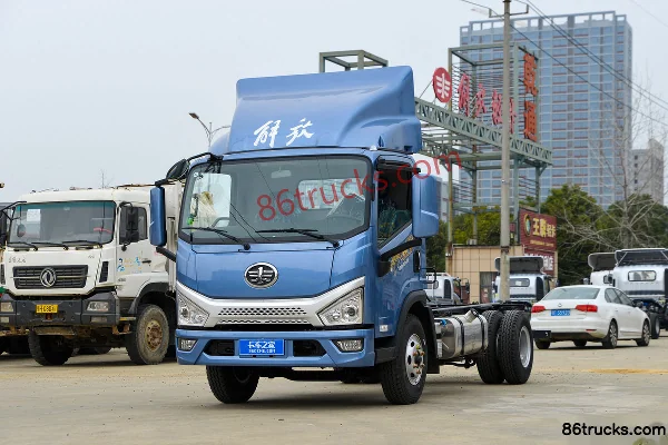 FAW Jiefang Hu VH 2.4L Diesel 180 hp 4X2(6 wheels) Fast Gear 10-Speed 4.16m Single Row Box Light Truck (New Appearance) Exterior (3) | 86Tru