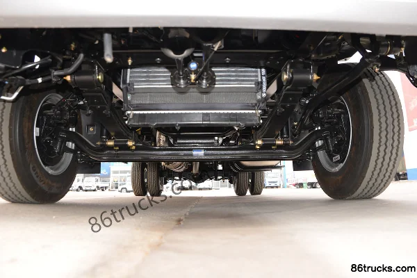 SHACMAN Commercial Vehicle Delong G300 2.5L Diesel 160hp 4X2(6 wheels) Fast Gear 6-Speed 3.82m Crew Cab Flatbed Light Truck Chassis (1) | 86