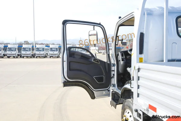 SHACMAN Commercial Vehicle Delong G1 2.5L diesel 137 ch 4X2(6 roues) Fast Gear 8 vitesses 4.18 m camion léger à plate-forme à ridelles cabin
