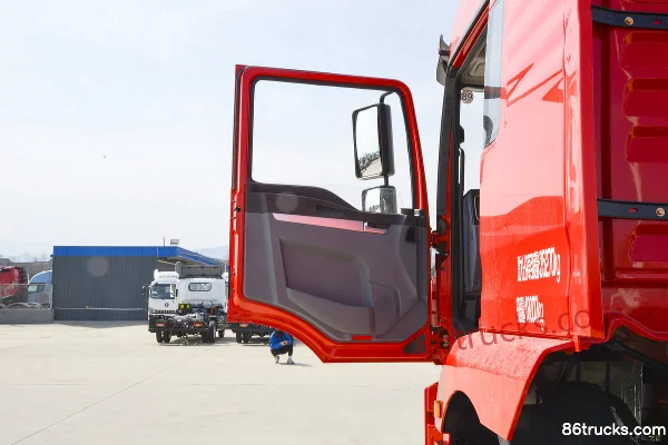 SHACMAN Deyu Q300Max 8.5L Diesel 400 hp 4X2(6 wheels) Fast Gear 12-Speed Tractor Truck Cab (1) | 86Trucks