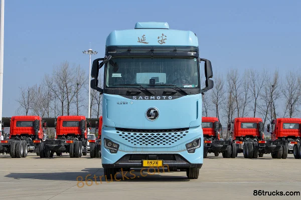 SHACMAN Commercial Vehicle Yan'an S700 14.5L LNG 580 hp 6X4(10 wheels) Yindong 12-speed AMT Automatic Tractor Truck (Single Gas Tank) Exteri