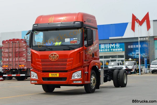 FAW Jiefang Qingdao JH6 7.8L Diesel 360hp 4X2(6 wheels) FAW Jiefang 10-speed 6.7m semi-panel cage van cargo truck Exterior (3) | 86Trucks