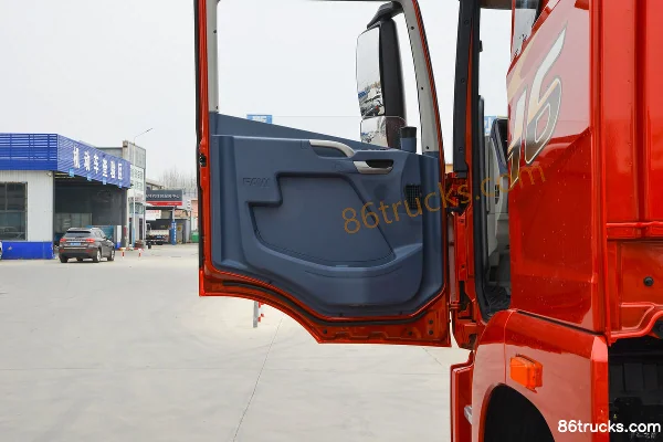 FAW Jiefang Qingdao JH6 7.8L Diesel 360hp 4X2(6 wheels) FAW Jiefang 10-speed 6.7m semi-panel cage van cargo truck Cab (2) | 86Trucks
