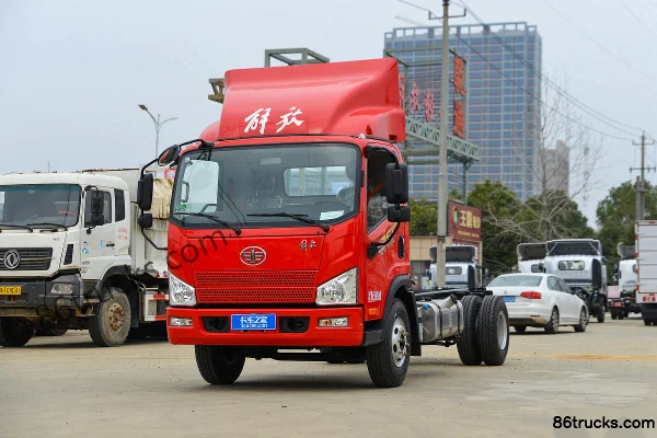 FAW Jiefang J6F 180 hp 4X2(6 wheels) Fast Gear 8-speed 4.16m Single Row Sleeper Cab Light-Duty Truck Exterior (3) | 86Trucks