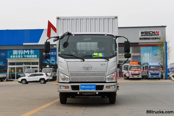 FAW Jiefang J6F 2.4L Diesel 180 hp 4X2(6 wheels) Fast Gear 10-speed 4.2m Single Row Van Light Truck Exterior (2) | 86Trucks