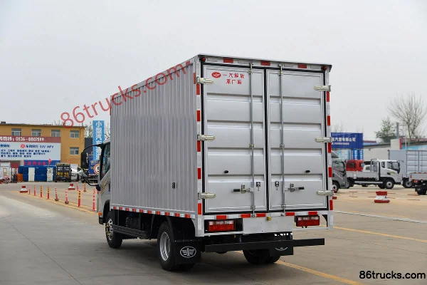 FAW Jiefang J6F 2.4L Diesel 180 hp 4X2(6 wheels) Fast Gear 10-speed 4.2m Single Row Van Light Truck Body (3) | 86Trucks