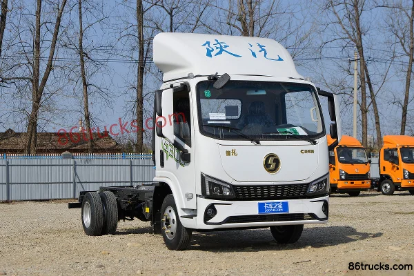 SHACMAN Commercial Vehicle Delong G300 163hp 4X2(6 wheels) 4.06m refrigerated truck (Fast Gear 8-speed) Exterior