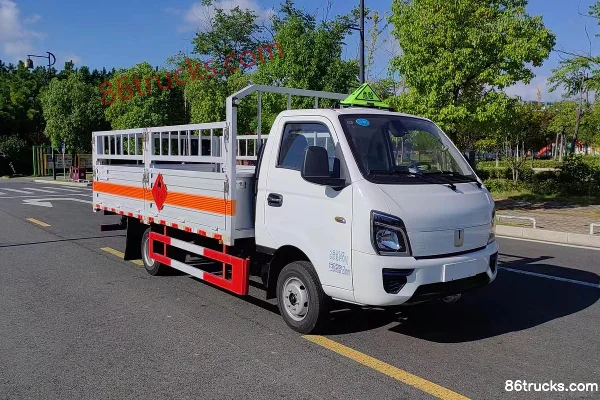 FARIZON Fengrui V5M 129 ch 4X2(6 roues) Camion de transport de bouteilles de gaz 4 m Extérieur