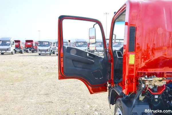 SHACMAN Commercial Vehicle Delong G200 170 ch 4X2(6 roues) camion léger plateau simple 4,18 m Cabine (1) | 86Trucks