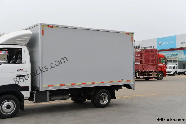 Lanqing Auto Ling R 1.6L 122hp 4X2(6 wheels) Gasoline 3.85m Single Row Box Mini Truck Body (1) | 86Trucks