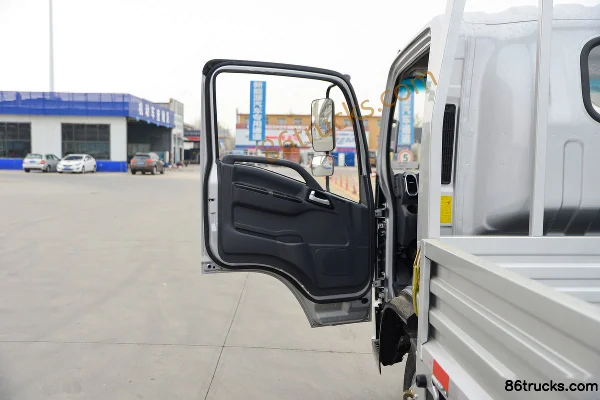 Lanqing Light Truck Long N Luxury 140hp 4X2(6 wheels) 4.18m Single Row Stake Light Truck (Medium Body) Cab (1) | 86Trucks