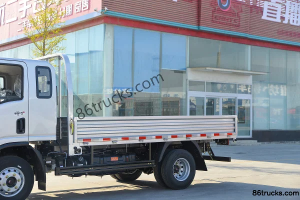 Lanjing Light Truck Long N 165hp 4X2(6 wheels) 4.18m single-row flatbed truck Body (1) | 86Trucks