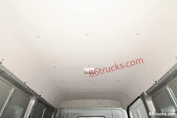 JAC Xingrui EV5 Version Logistique Urbaine Camion fourgon électrique pur 5,5 m 53,76 kWh Caisse (3) | 86Trucks