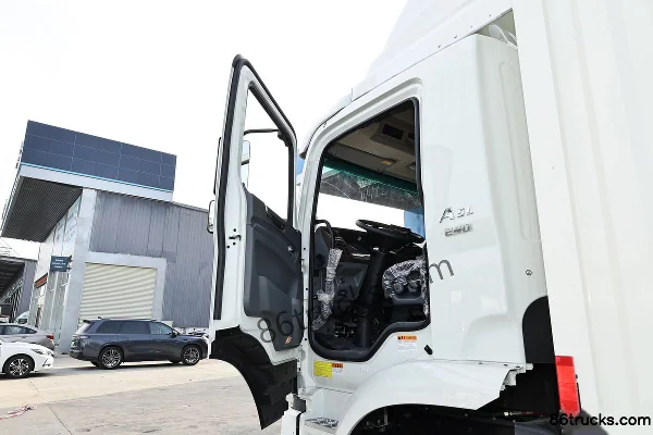 JAC Heavy Truck Gallop A5L 4.5L Diesel 240hp 4X2(6 wheels) Fast Gear 8-Speed 10m Van Cargo Truck Cab (3) | 86Trucks