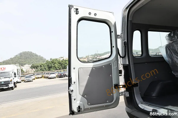 JAC Jienengwang PLUS 2022 Luxe 129 ch 10 places 2,0T diesel fourgon (empattement moyen) Caisse (3) | 86Trucks
