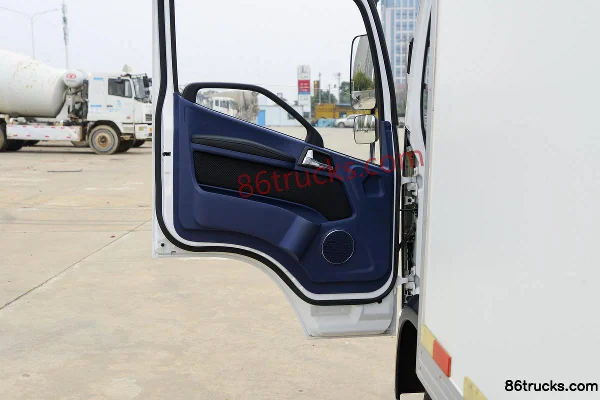FAW Jiefang Hu 6G Medium Body 4.5T 4.05m Single Row Plug-in Hybrid Refrigerated Truck 14.016kWh 4X2(6 wheels) Cab (2) | 86Trucks