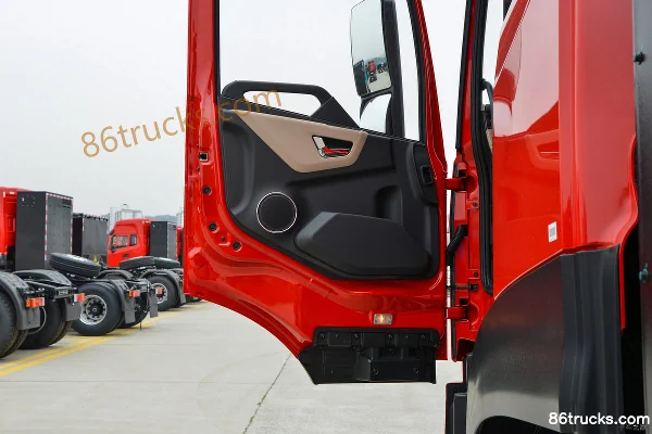 Dongfeng Commercial Vehicle Tianlong KL version standard 6X4(10 roues) tracteur routier électrique à batterie swap CATL 400kWh Cabine (2)