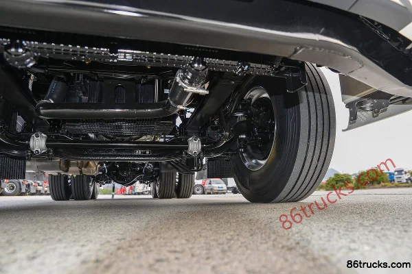 Dongfeng Commercial Vehicle Tianlong Flagship GX AMT Automatic Intelligent Tractor Truck 6X4(10 wheels) Chassis (3) | 86Trucks