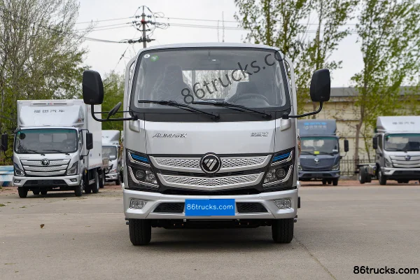 Foton Aumark X Dream Edition 122hp 4X2(6 wheels) 3.83m Sleeper Cab Flatbed Light Truck (Air Brake) Exterior (2) | 86Trucks