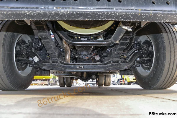 Dongfeng Tianjin KR 230 hp 4X2(6 wheels) Compactor Garbage Truck (Chengli Brand) Chassis (1) | 86Trucks