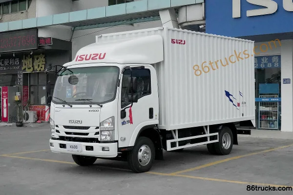 Isuzu KV600 120 ch 4X2(6 roues) camion léger fourgon, cabine simple, 4,97 m Extérieur (3) | 86Trucks