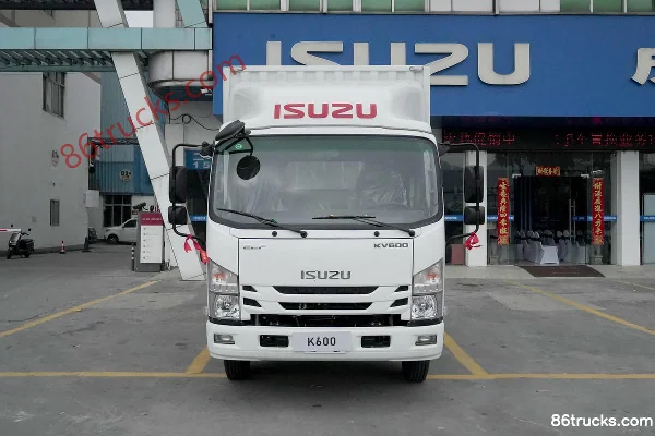 Isuzu KV600 120 ch 4X2(6 roues) camion léger fourgon, cabine simple, 4,97 m Extérieur (2) | 86Trucks