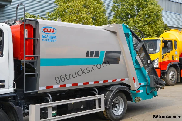 Sinotruk Warrior M1 137 ch 4X2(6 roues) 2,12 m camion à ordures compacteur (marque Chengli) Carrosserie (1) | 86Trucks