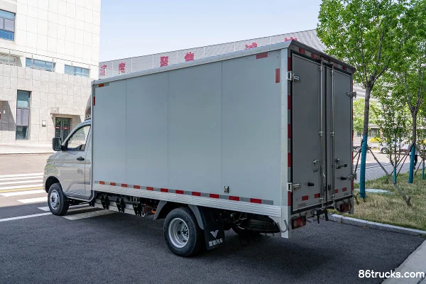 Leichi T30 2025 Confort Frein hydraulique 3,7 m cabine simple micro camion fourgon électrique pur EVE 55,06 kWh 4X2(6 roues) Extérieur (3)