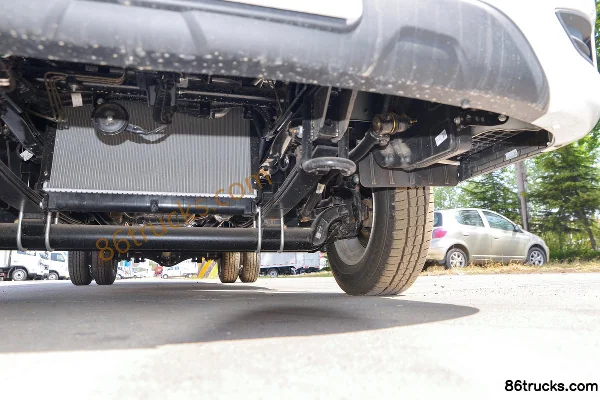 Foton Times Linghang S1 Pioneer Edition 2.0L 144 hp 4X2(6 wheels) Gasoline 4.12m Single Row Flatbed Mini Truck Chassis (3) | 86Trucks