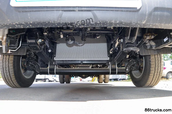 Foton Times Linghang S1 Pioneer Edition 2.0L 144 hp 4X2(6 wheels) Gasoline 4.12m Single Row Flatbed Mini Truck Chassis (1) | 86Trucks