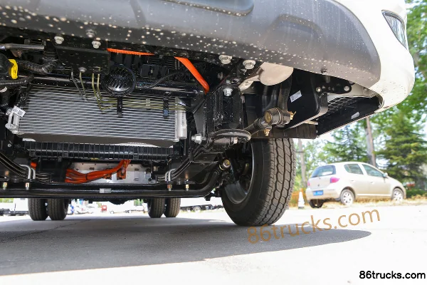 Foton Times Linghang S1 hydraulic brake 3.8m single-row van mini truck EVE 66.53kWh 4X2(6 wheels) Chassis (3) | 86Trucks