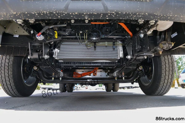 Foton Times Linghang S1 hydraulic brake 3.8m single-row van mini truck EVE 66.53kWh 4X2(6 wheels) Chassis (1) | 86Trucks