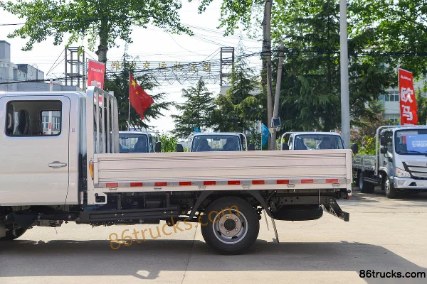 Foton X 125 hp 4X2(6 wheels) 3.17m Double Row Flatbed Light Truck Body (2) | 86Trucks