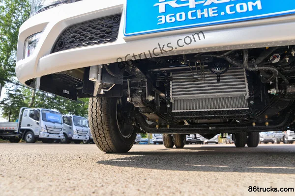 Foton Aumark X Dream Edition 122hp 4X2(6 wheels) 4.17m single-row flatbed light truck Chassis (2) | 86Trucks