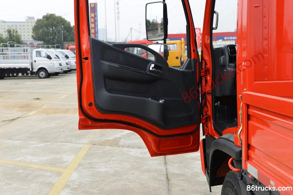 Dongfeng Kaipute K6-L Zhiyue Edition 163 hp 4X2(6 wheels) 4.2m Single Row Flatbed Light Truck (Beijing VI) Cab (2) | 86Trucks